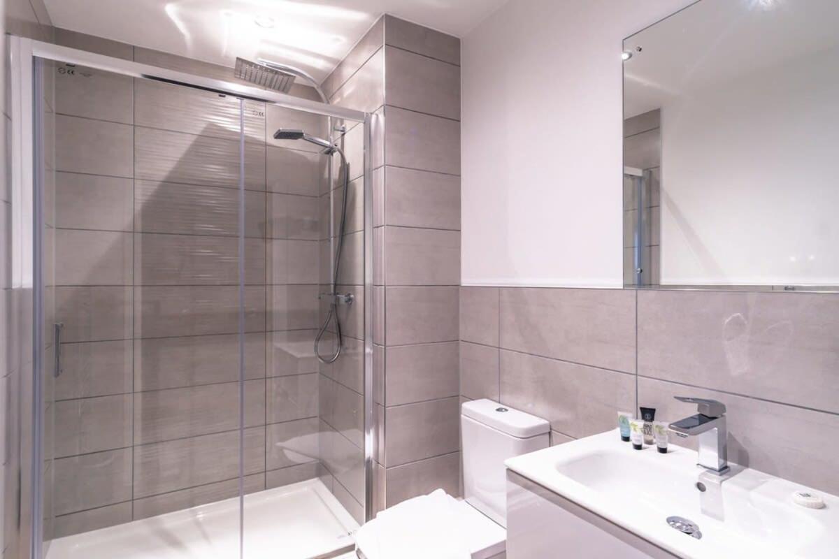 Apartment Zeni, Alexandra Rise Slick 1 Bed *
