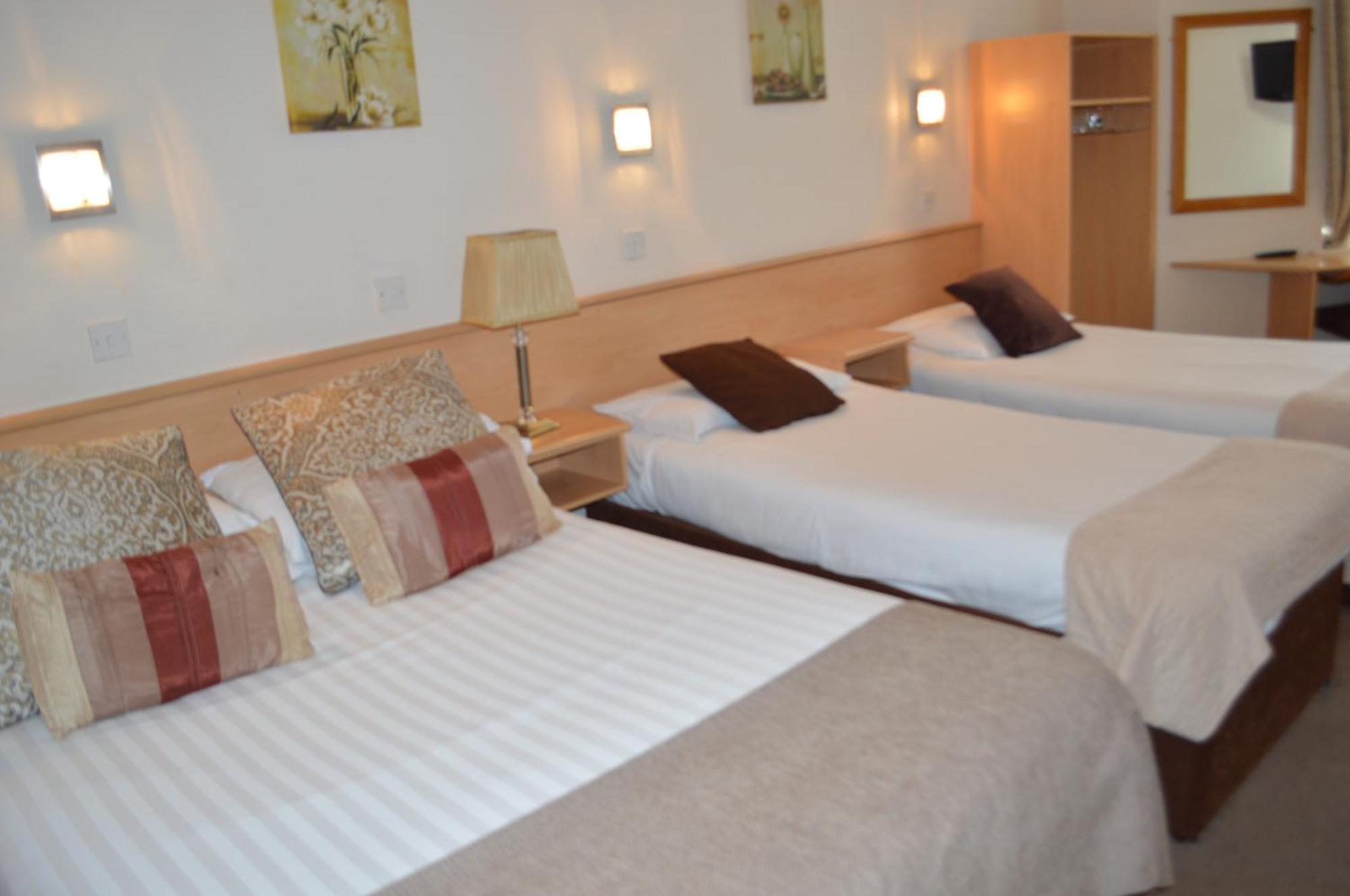 Hotel The Westlynne & 3*