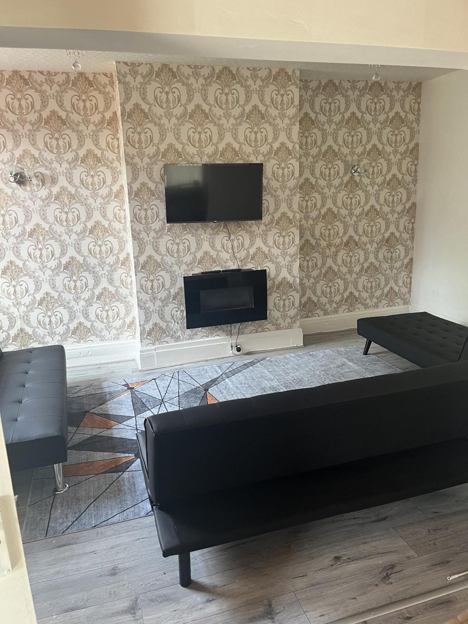 Droylsden House Holiday home
