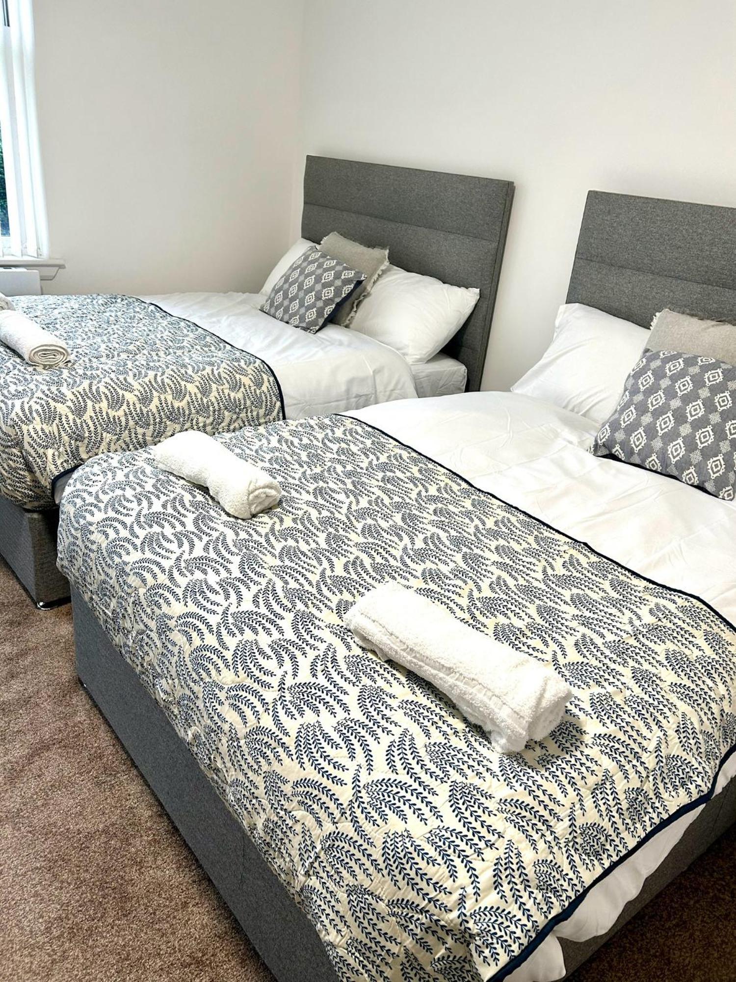 Failsworth 4 - Free Parking ,group Stay, Contractors *