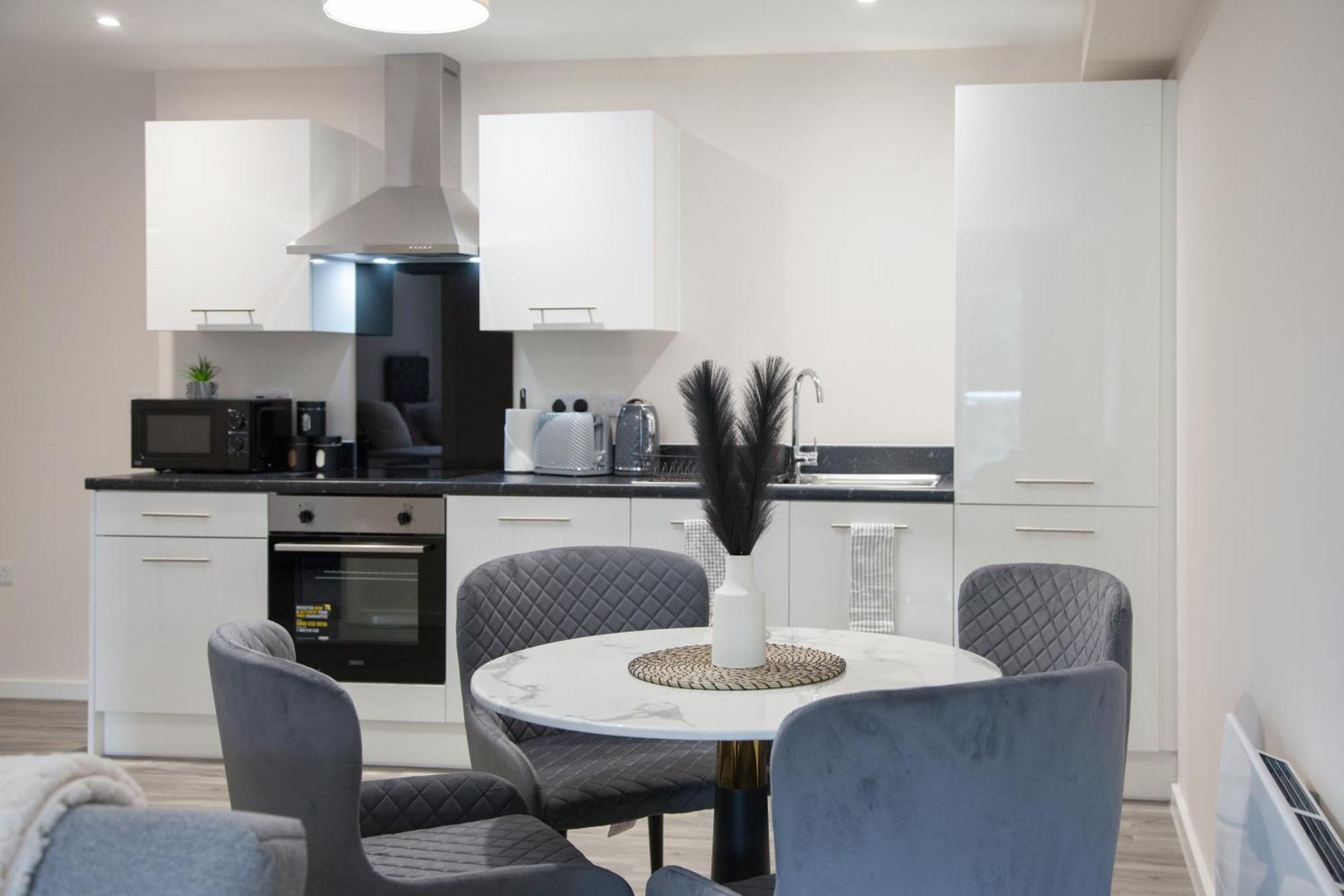 Modern 2bd In *