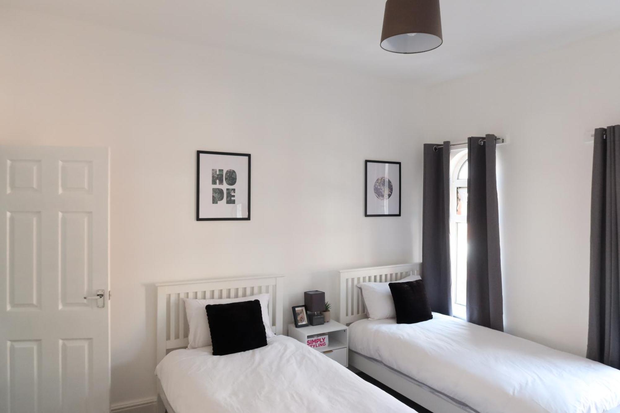 Holiday home Beeston House Manchester