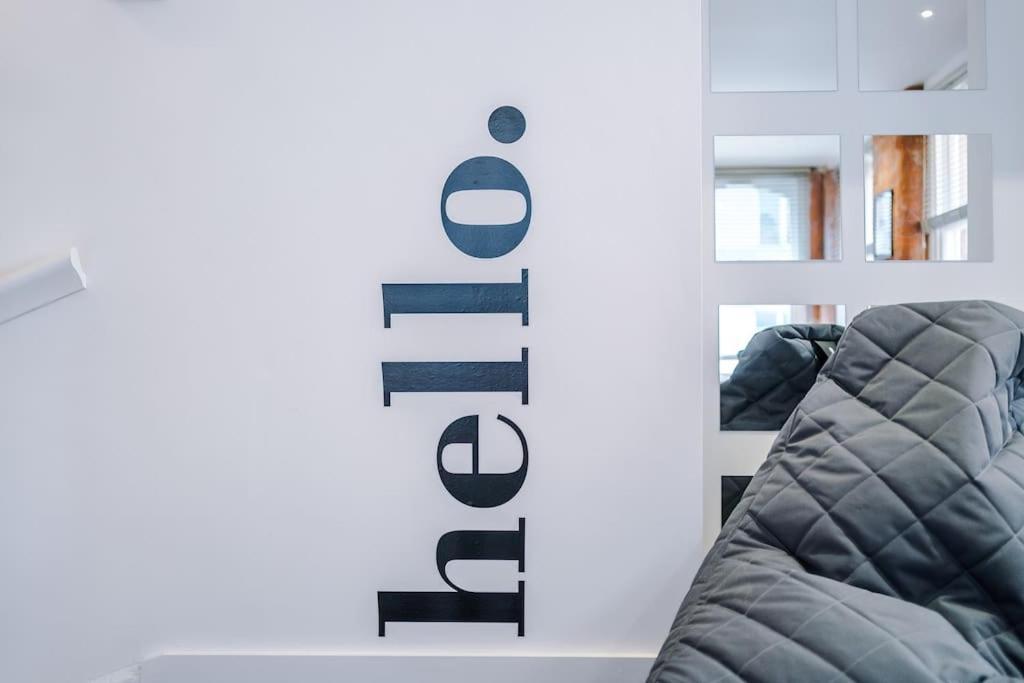 Incredible 3bed Townhouse, Rooftop Patio, Sleeps 6