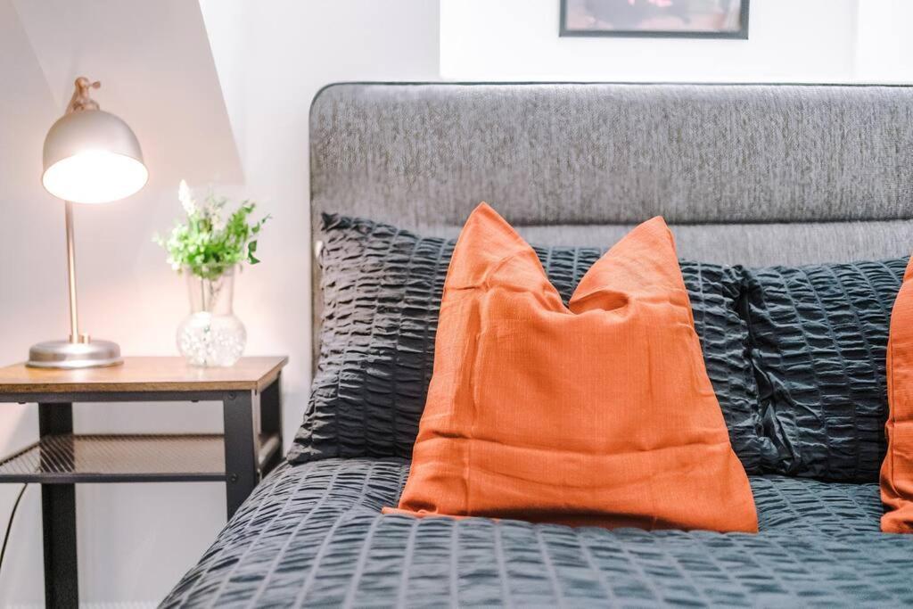 Apartment Incredible 3bed Townhouse, Rooftop Patio, Sleeps 6