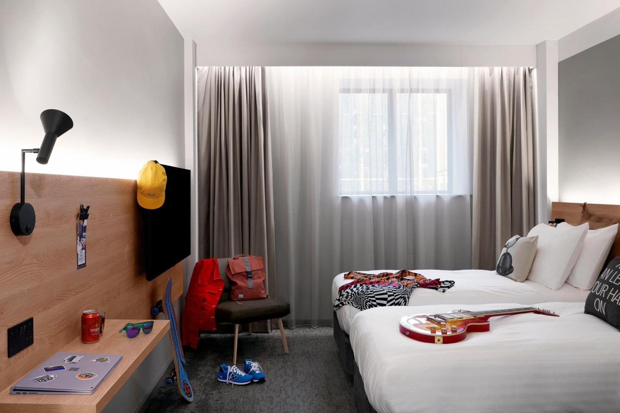 Moxy Hotel 4*