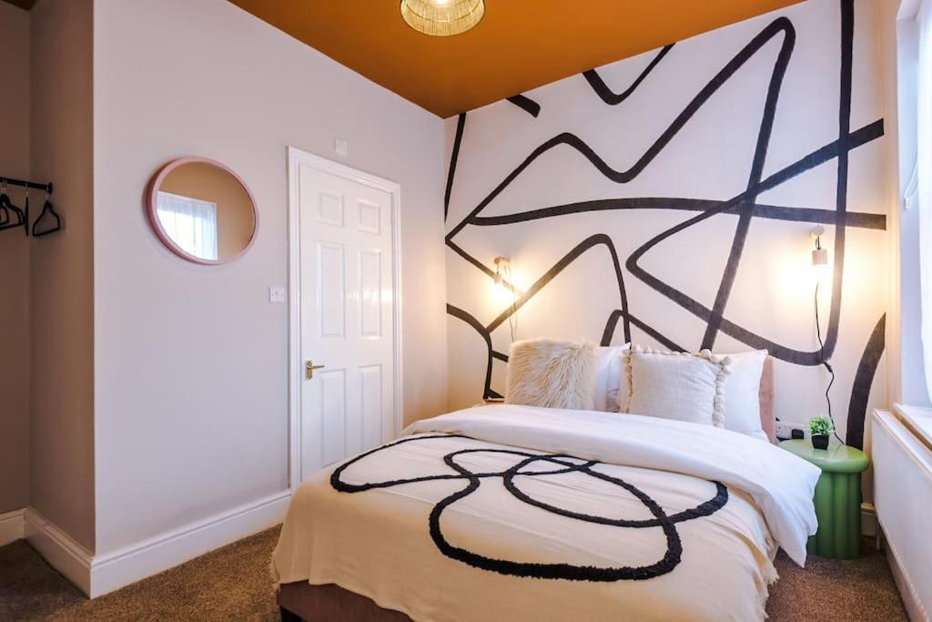 Modern 4-bedroom In