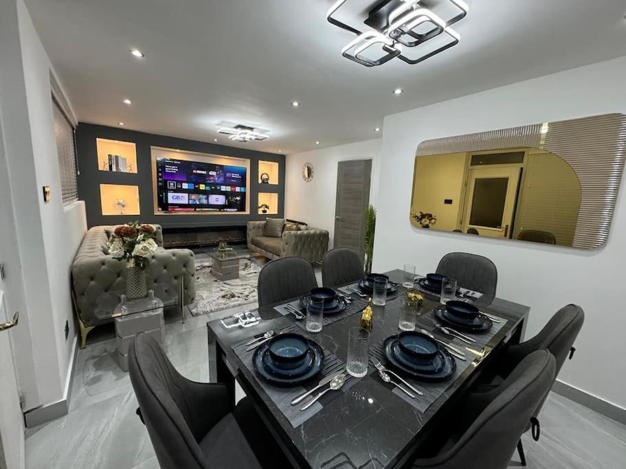 Stunning Excellent Location