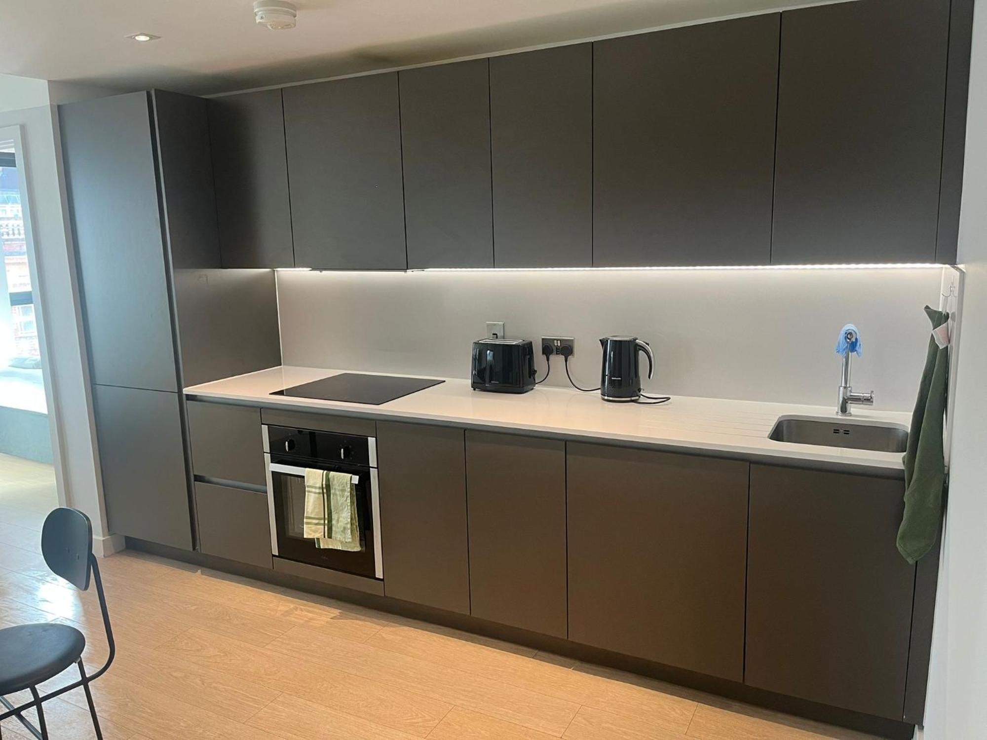 Apartment Luxury 2 Bedroom *