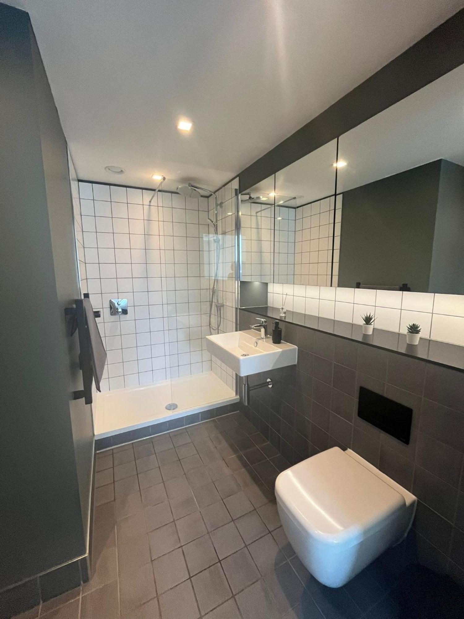 Luxury 2 Bedroom Apartment
