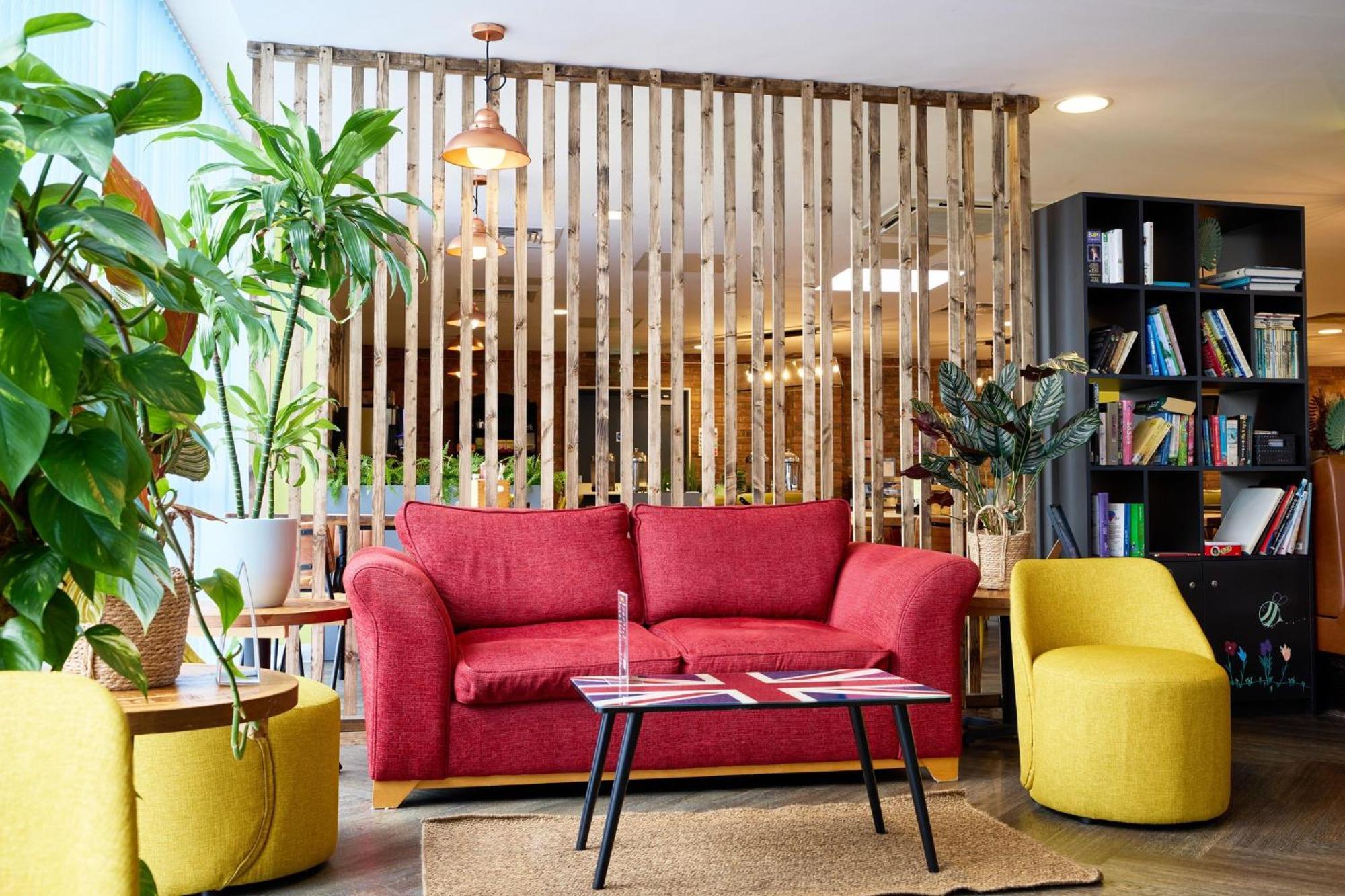 - The Niu, Loom North By Ihg