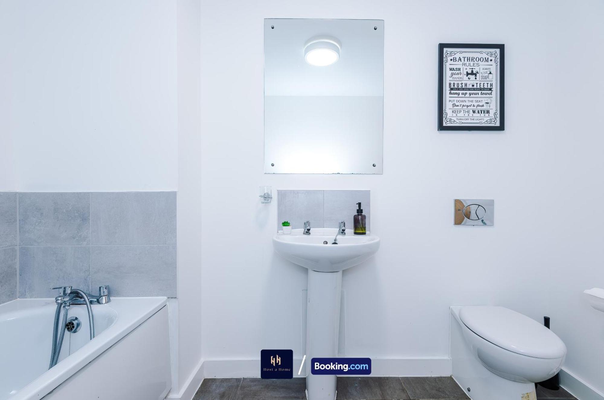 Appartement 2 Extra Large Bedroom By Host A Short Lets & Serviced With Free Wifi