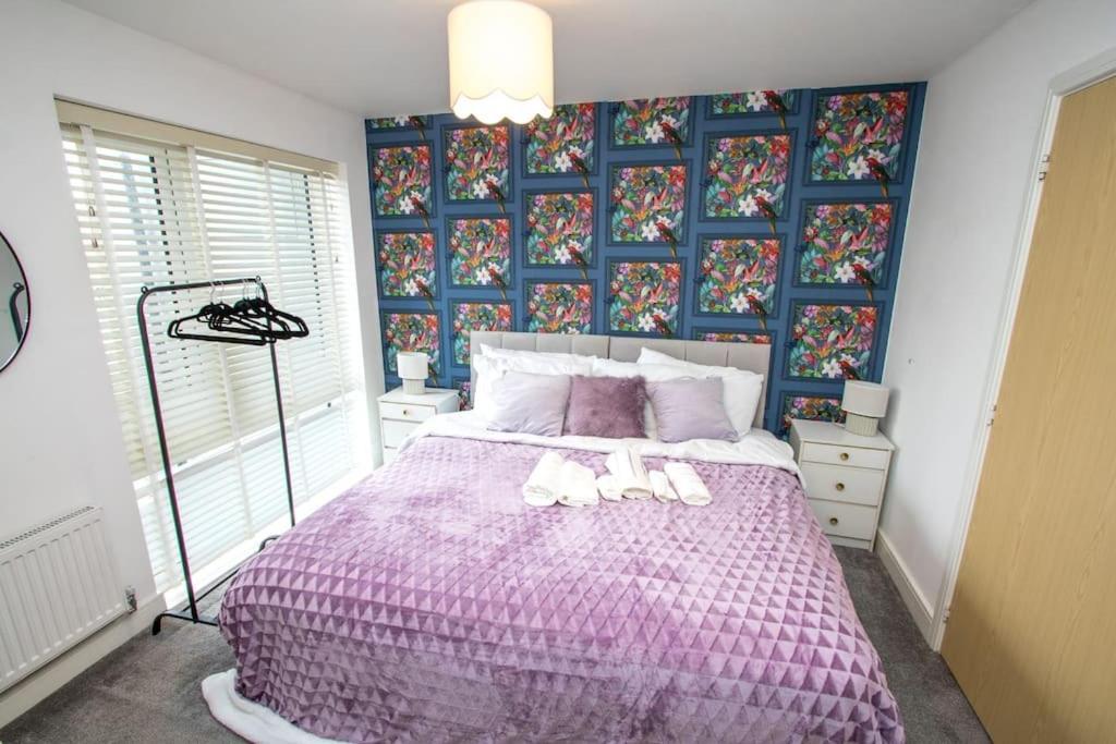 Coop Arena Luxurious Townhouse Holiday home Manchester