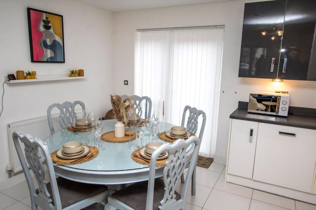 Holiday home Coop Arena Luxurious Townhouse *