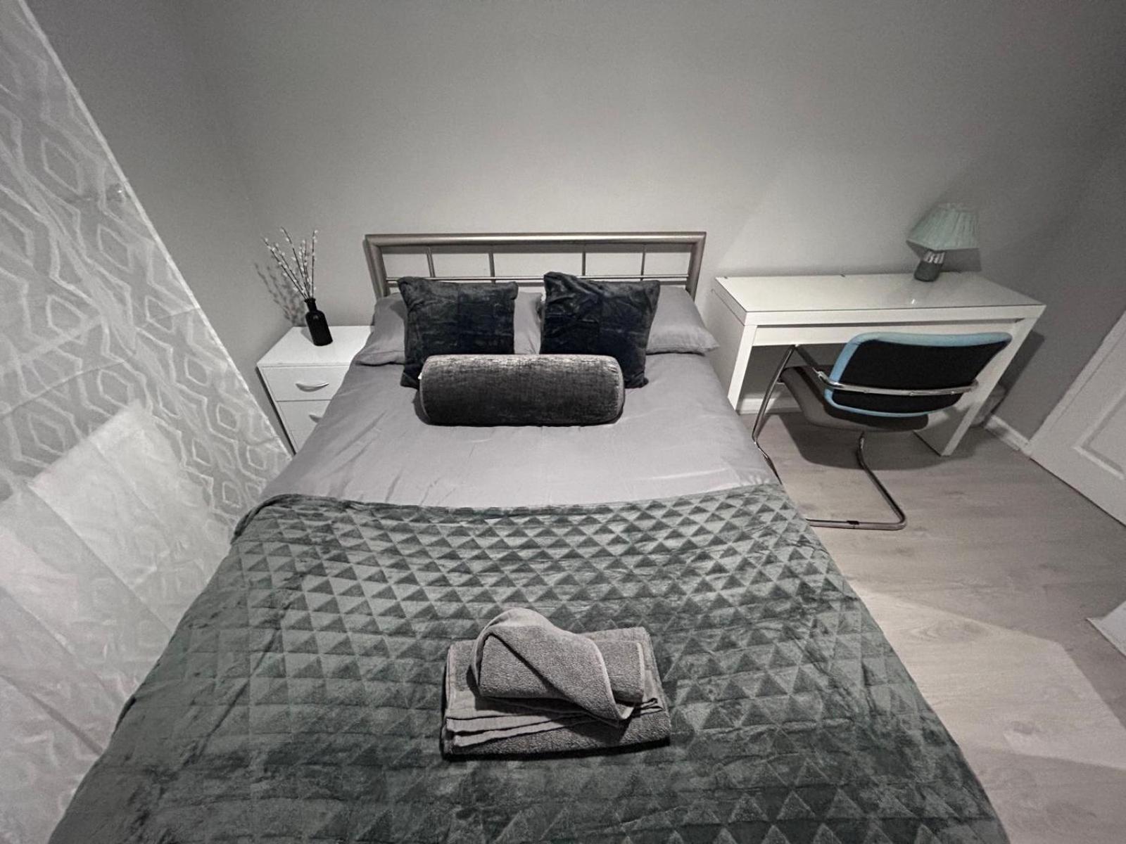 Havilahome Retreat - Private Guest house Manchester