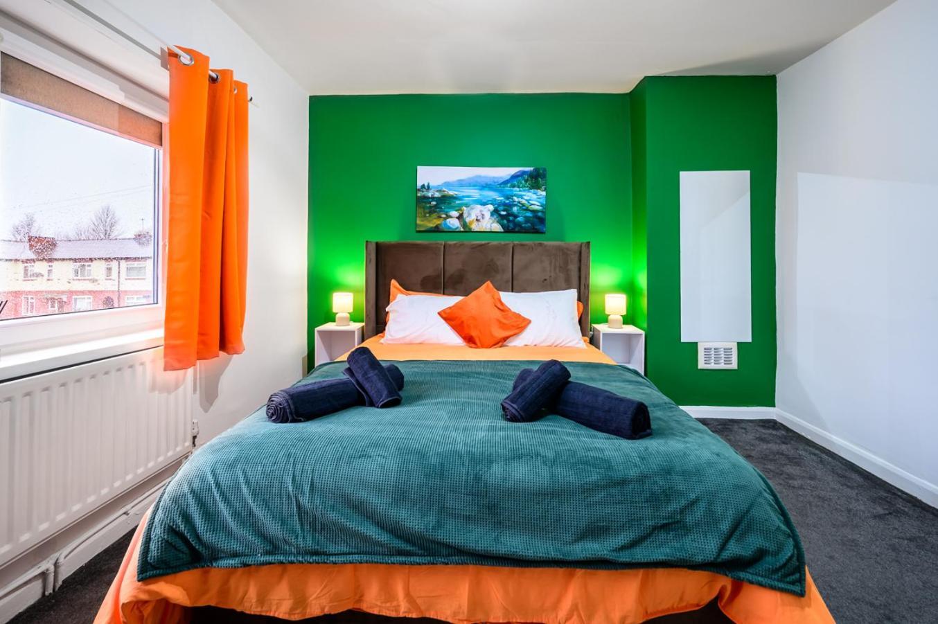 Vakantiehuis Trafford Eden - 3 Bed Near Old Trafford And Trafford Centre With Free Parking *