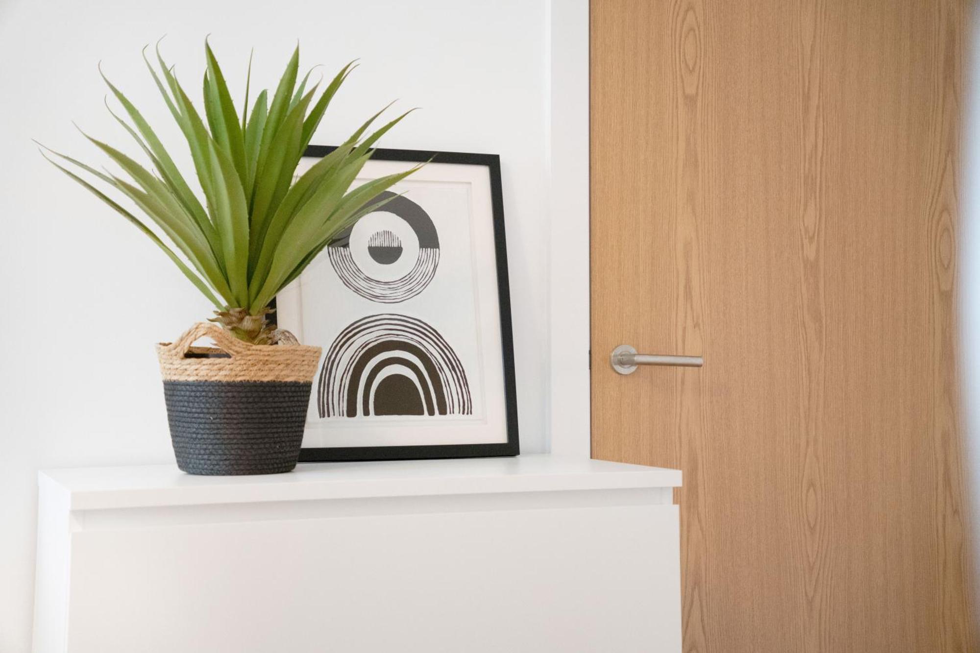 Elegant 2br In Media Apartment