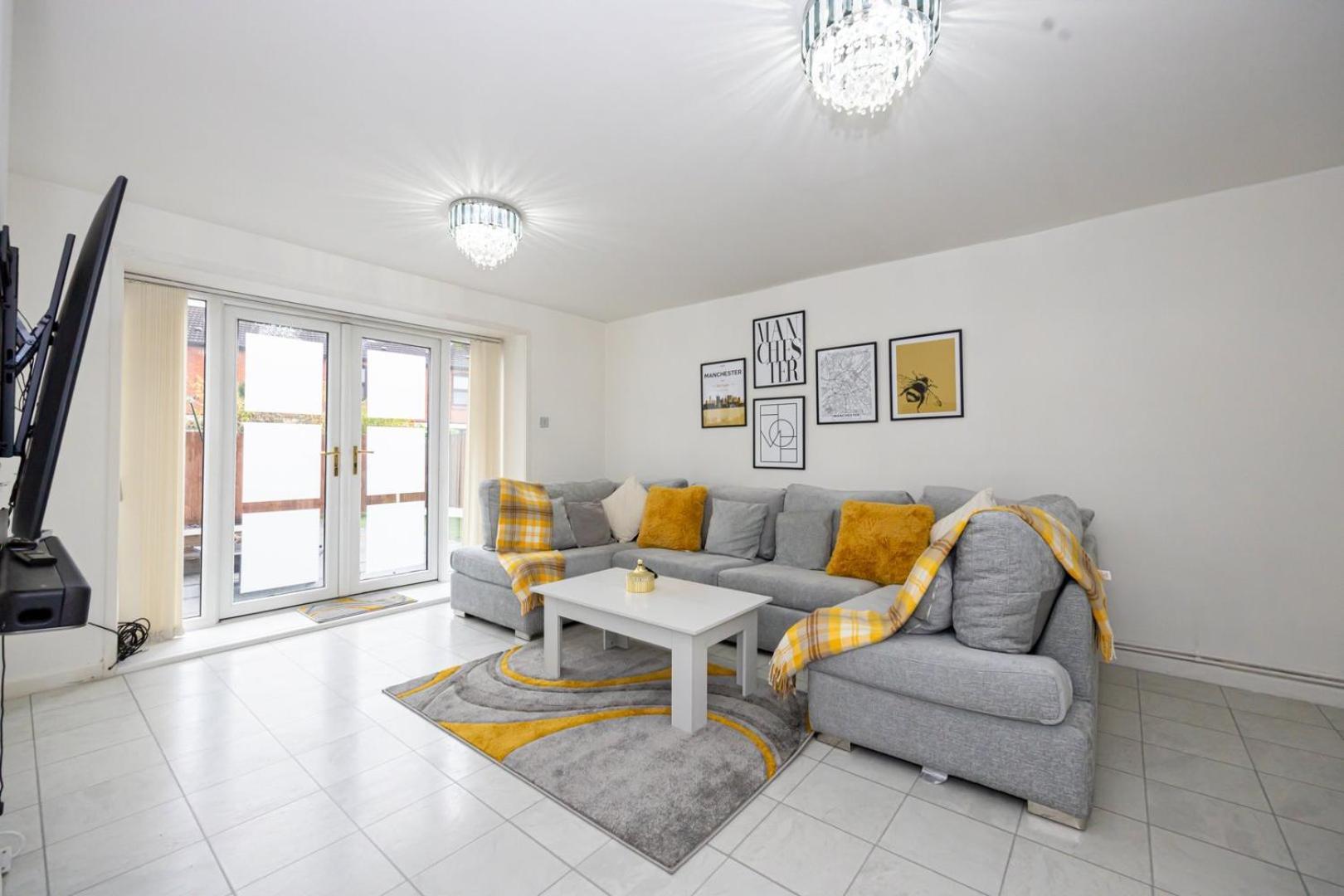 Guestready - One Perfect In Salford - No Wifi *