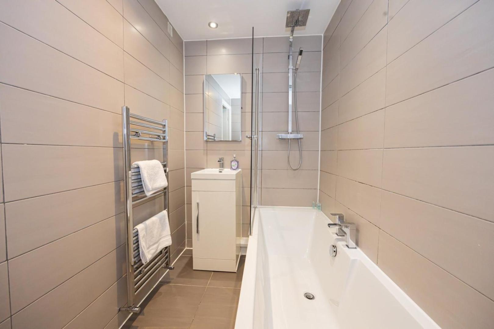 Guestready - One Perfect In Salford - No Wifi Manchester