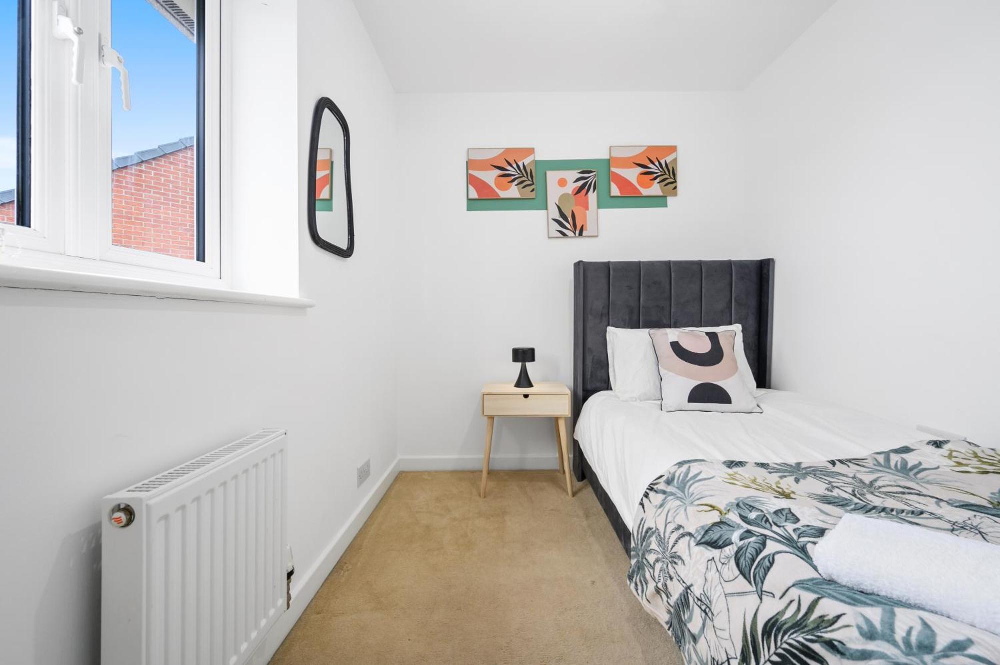 3 Bed Near Etihad Stadium