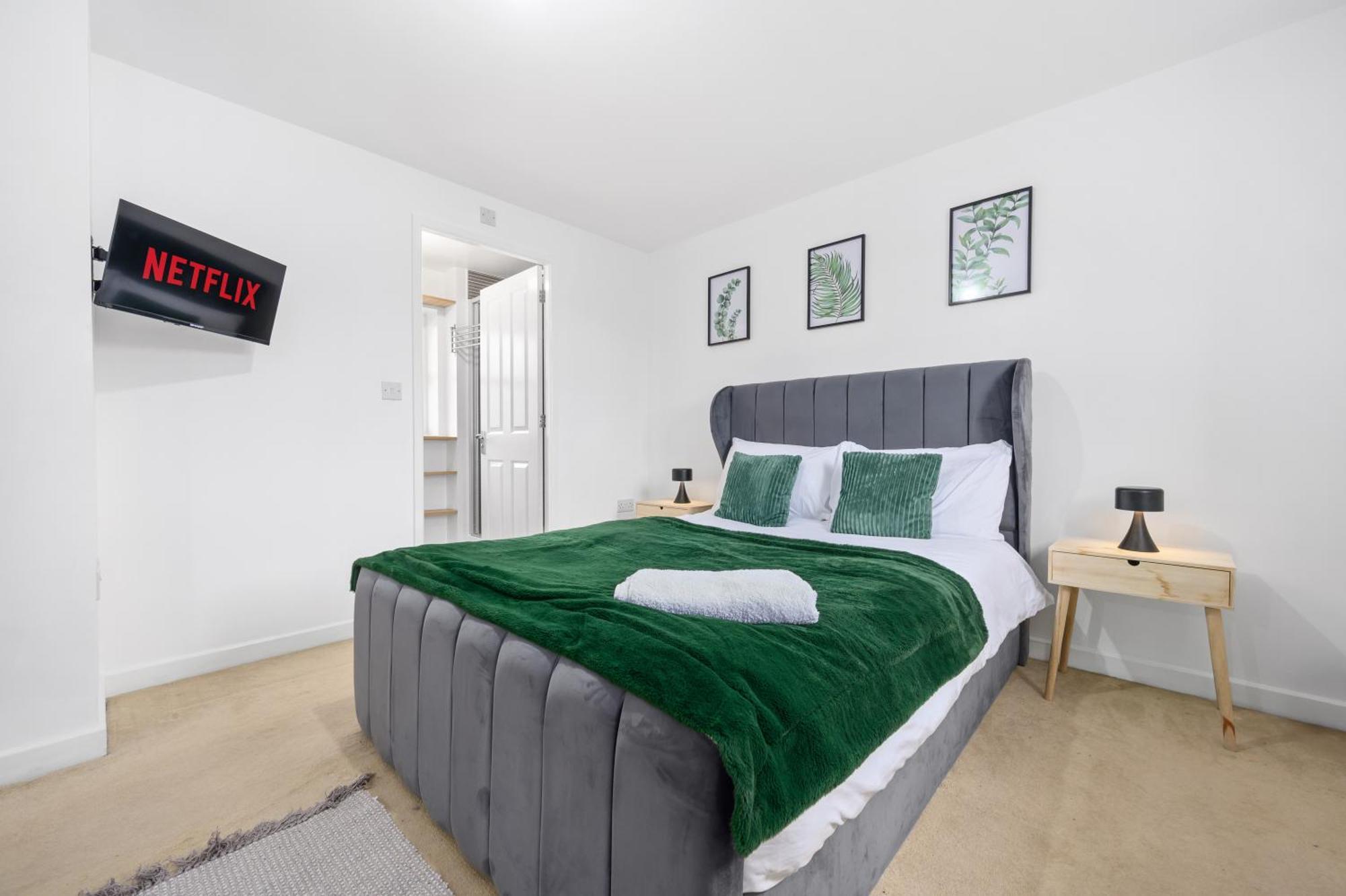 Holiday home 3 Bed Near Etihad Stadium Manchester