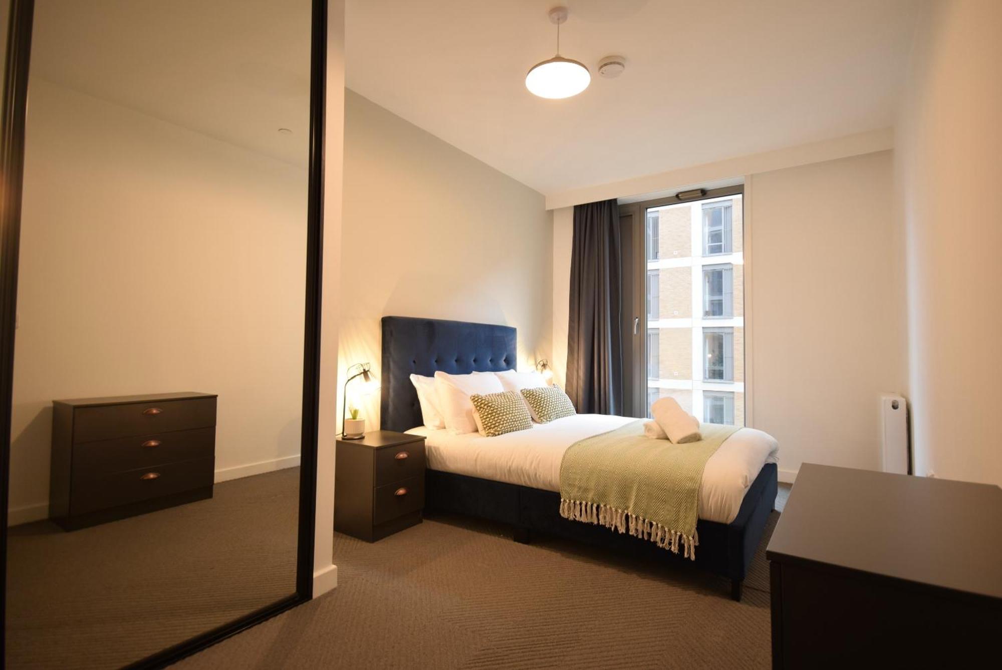 Apartment Life 2 - 2-bed 1-bath In New Cross