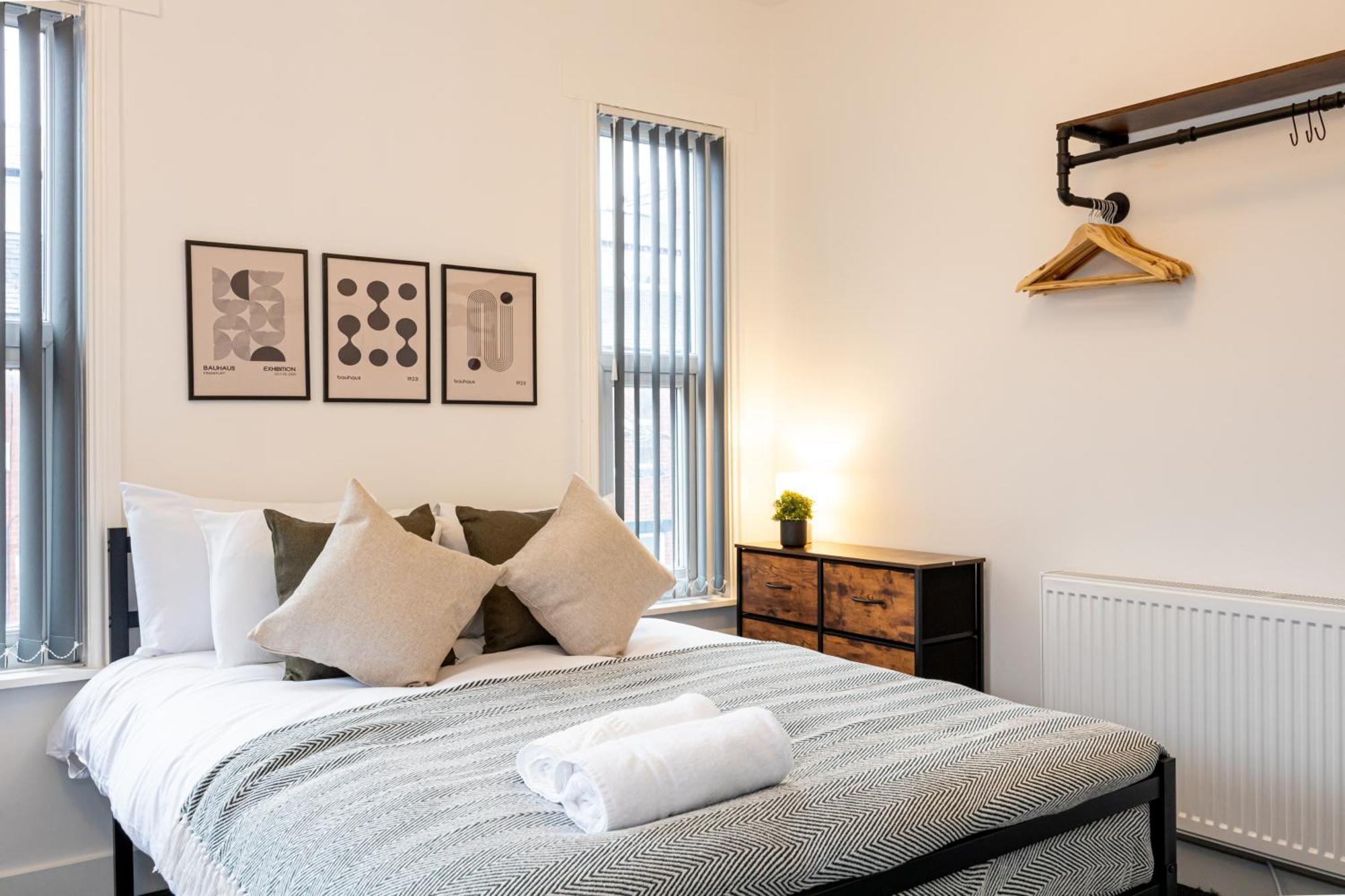 Private Ensuite With Kitchen Access By Irwell Hotel *