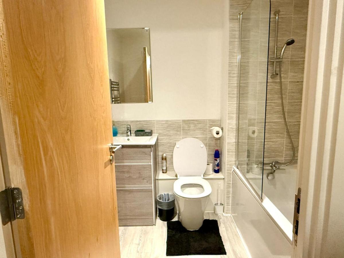 2br Duplex In Salford Mcr Sleeps4 Video In Photos Apartment