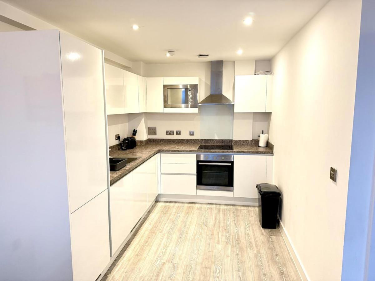 Apartment 2br Duplex In Salford Mcr Sleeps4 Video In Photos