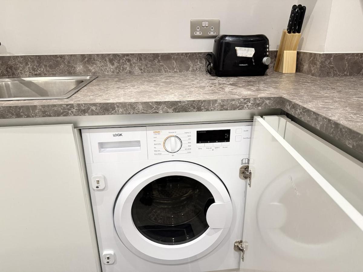 2br Duplex In Salford Mcr Sleeps4 Video In Photos Apartment *