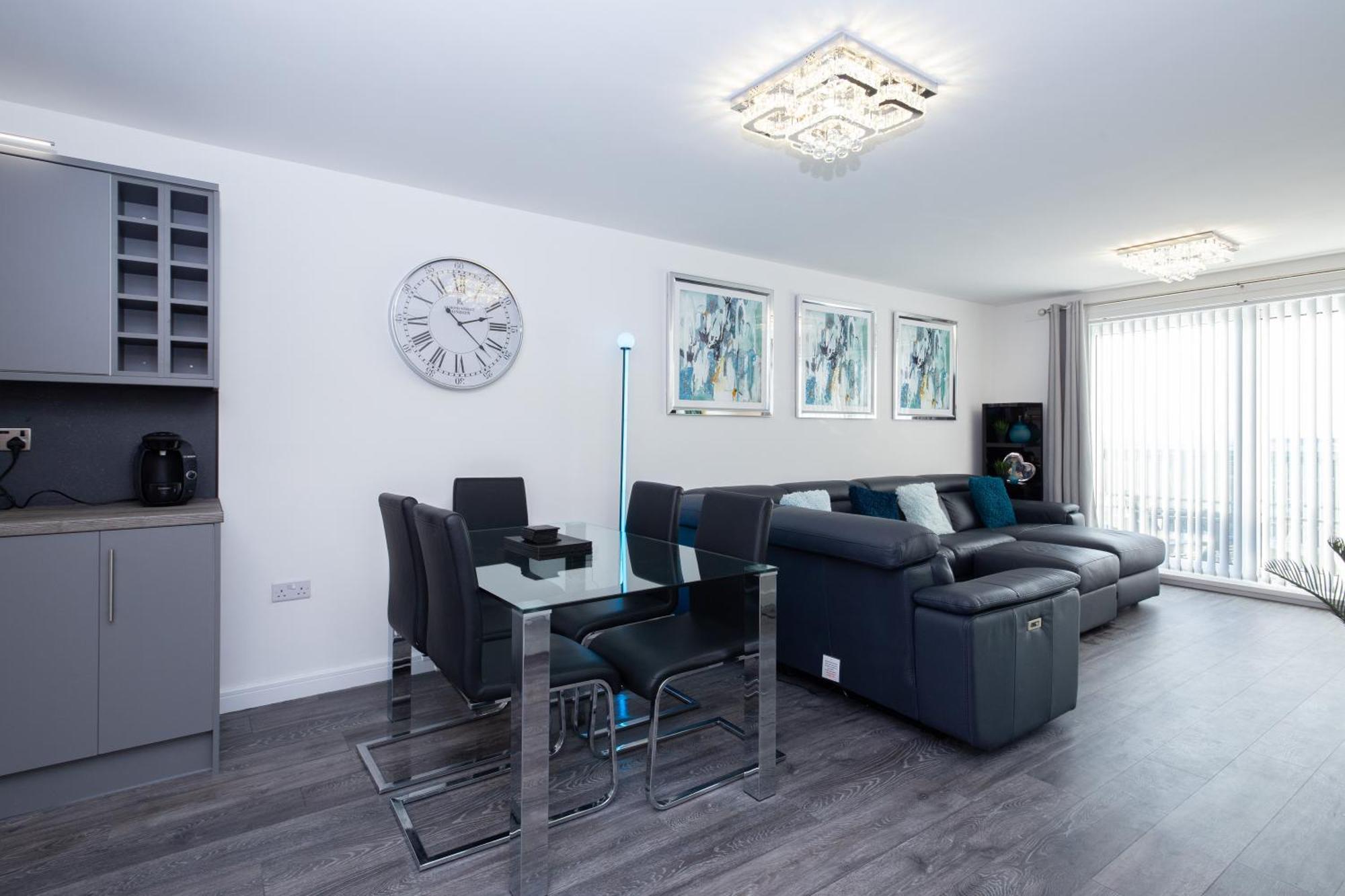Waters Edge Appartement *
