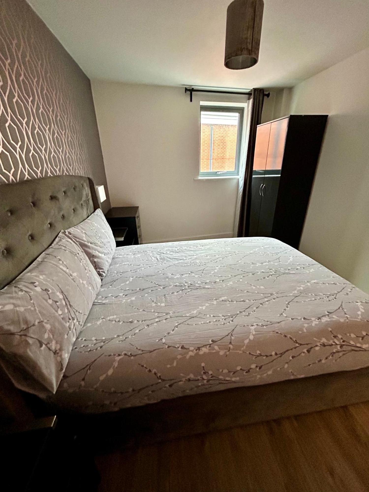 Apartment Centre 2 Bed With A Balcony Manchester