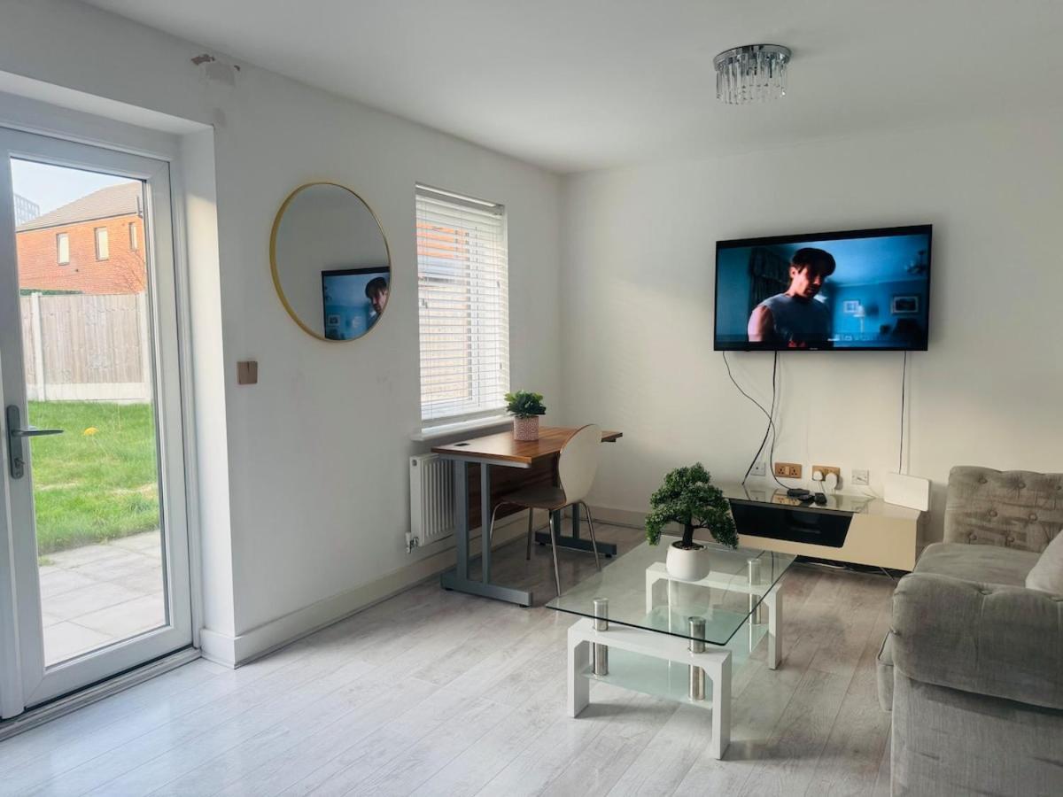 Holiday home Modern Lux New Built House In Ancoats Free Wifi Parking Manchester