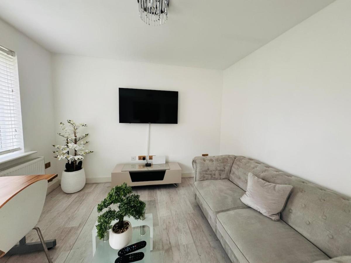 Modern Lux New Built House In Ancoats Free Wifi Parking Holiday home Manchester