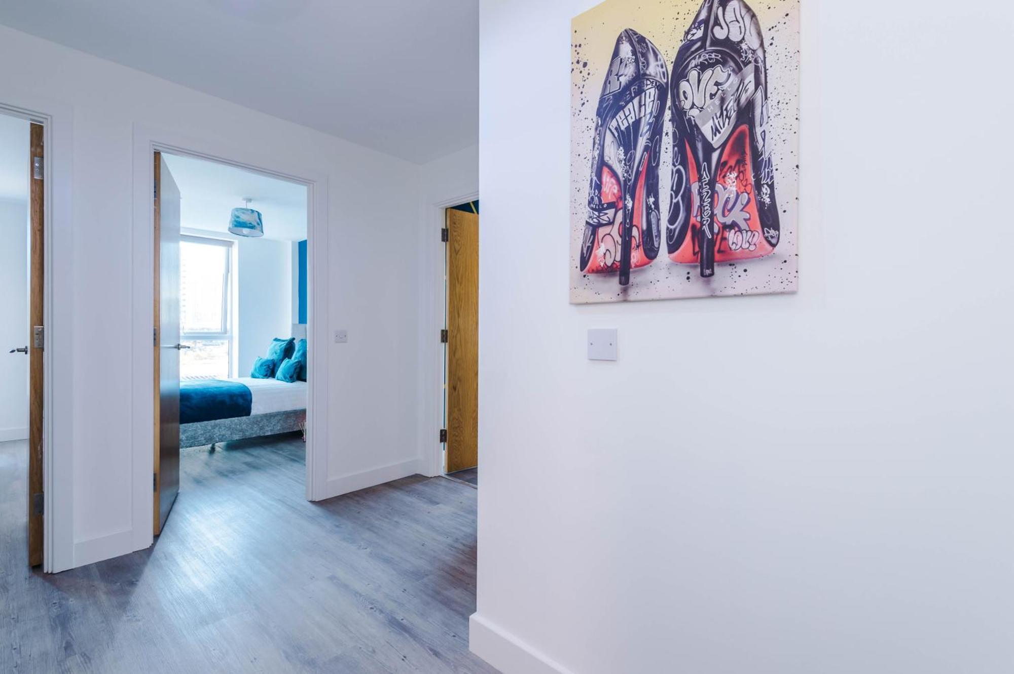 Lux Livin' - Luxury 5 Bed Centre Appartement
