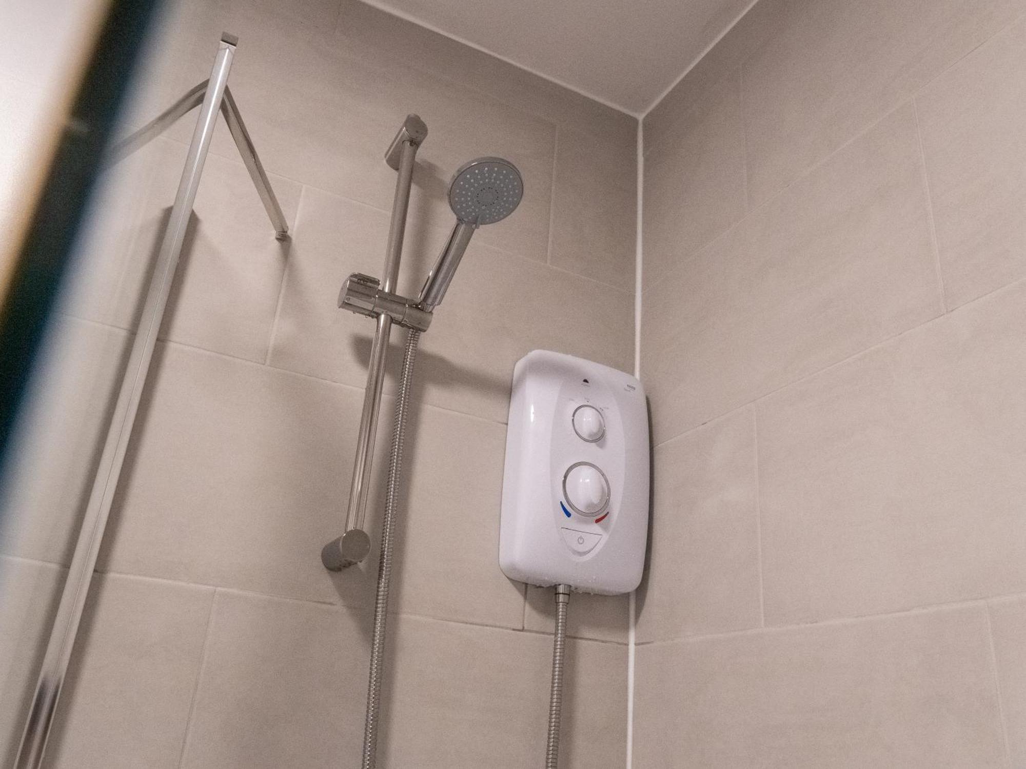 Stunning Modern 2 Bed Flat, With Parking, Near Town Appartement Manchester