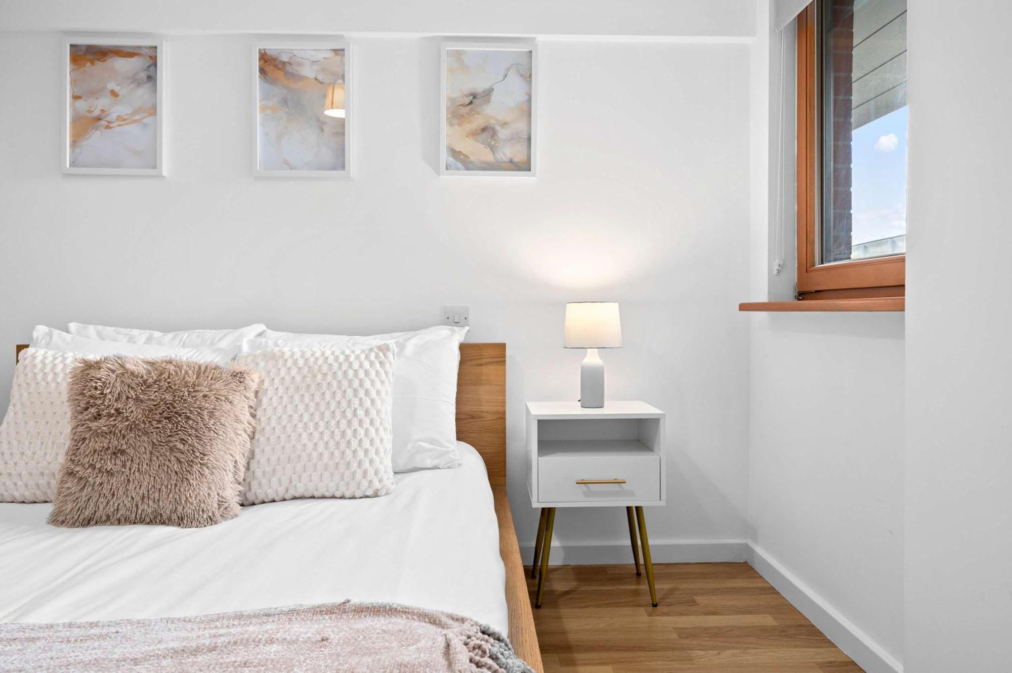 Sleeps 6 Superhost *