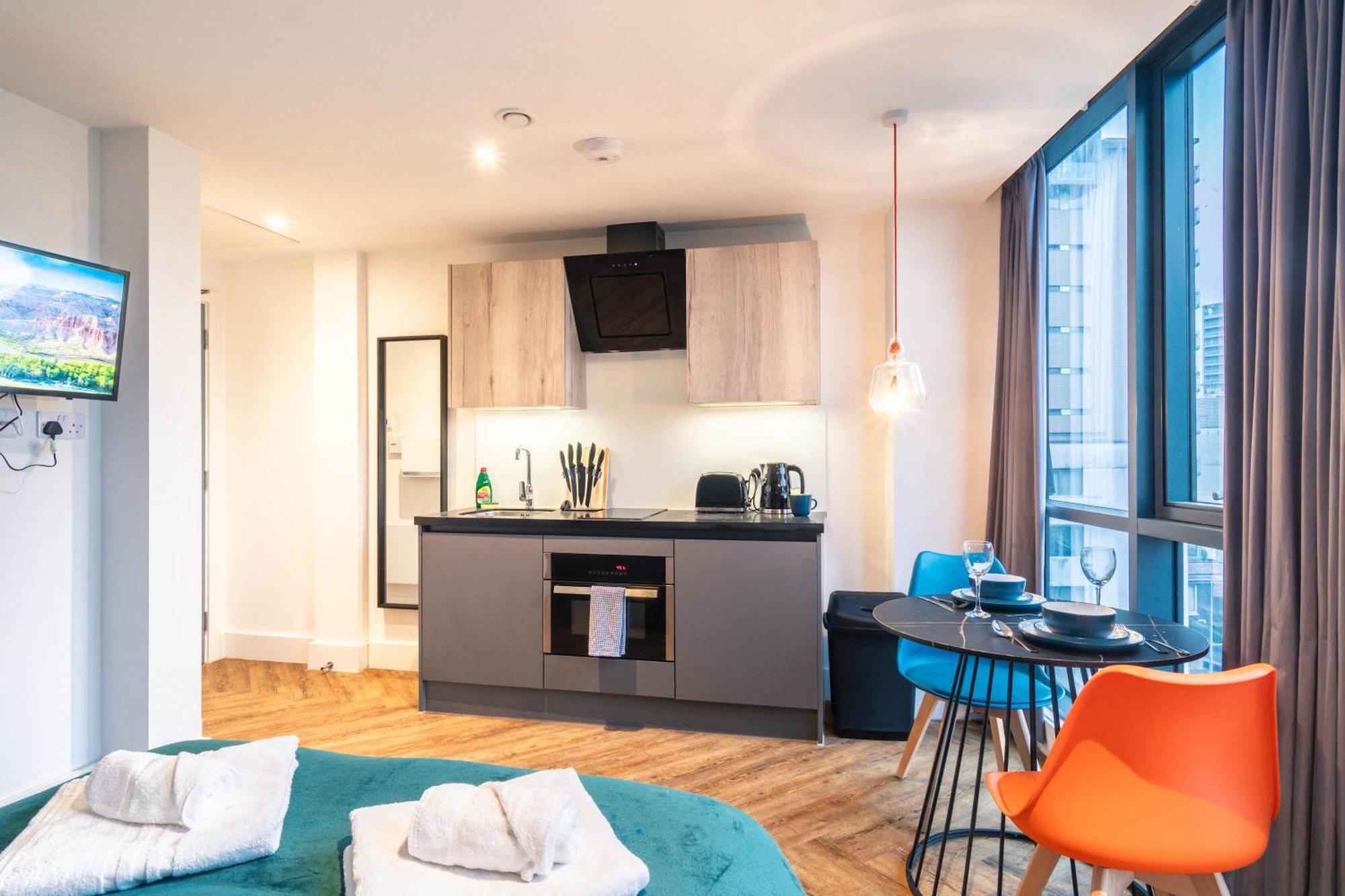 Spacious In * Manchester