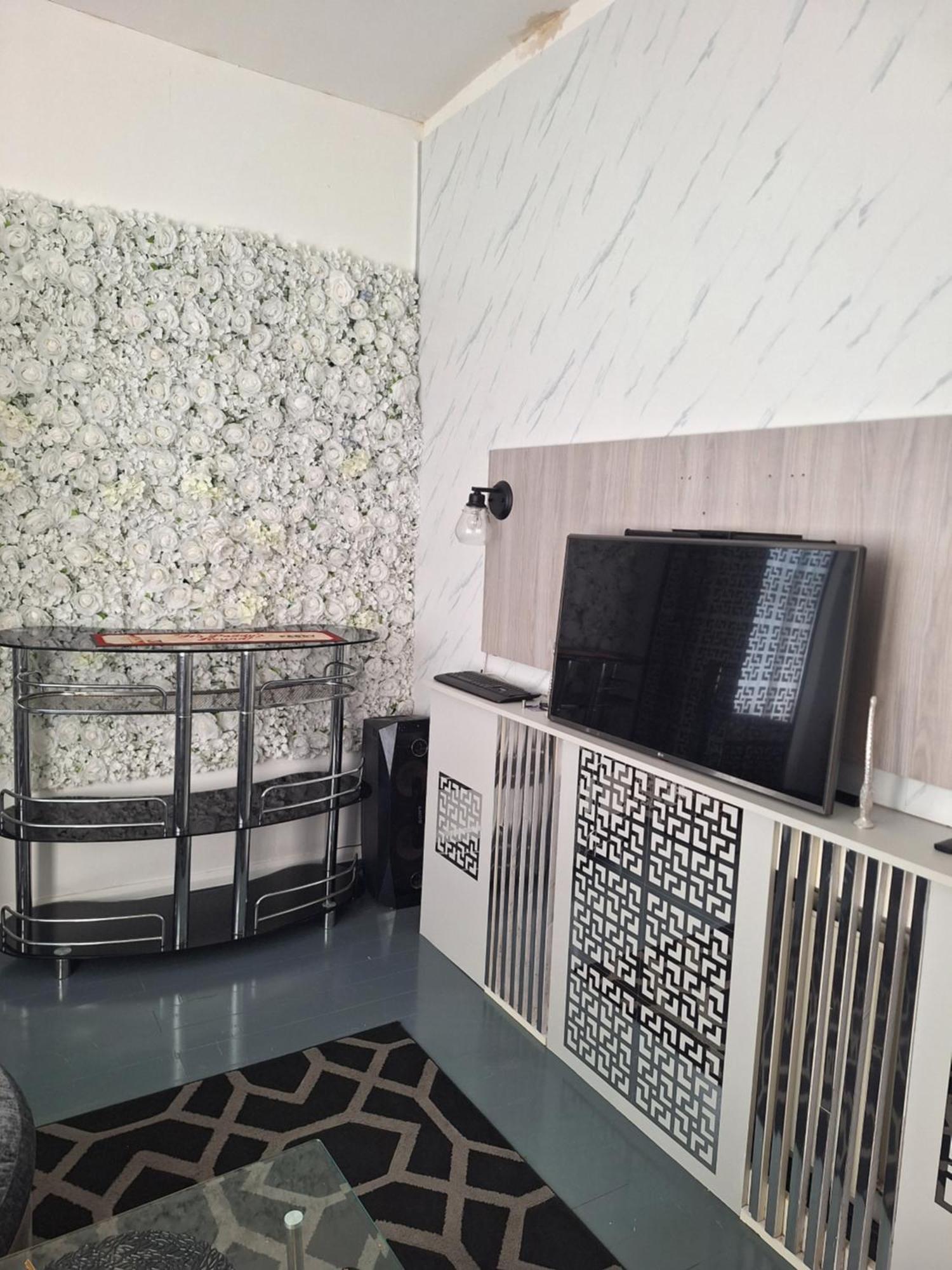 Stylish 1 Bedroom Flat Close To Centre, Walking Distance To Heaton Park Appartement *