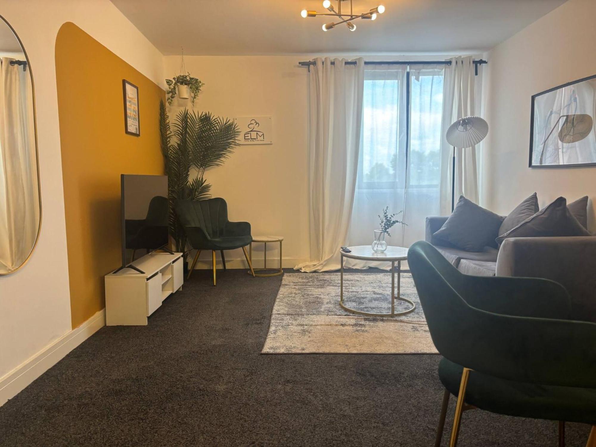 Apartment Budget Friendly Private - Free Parking Manchester