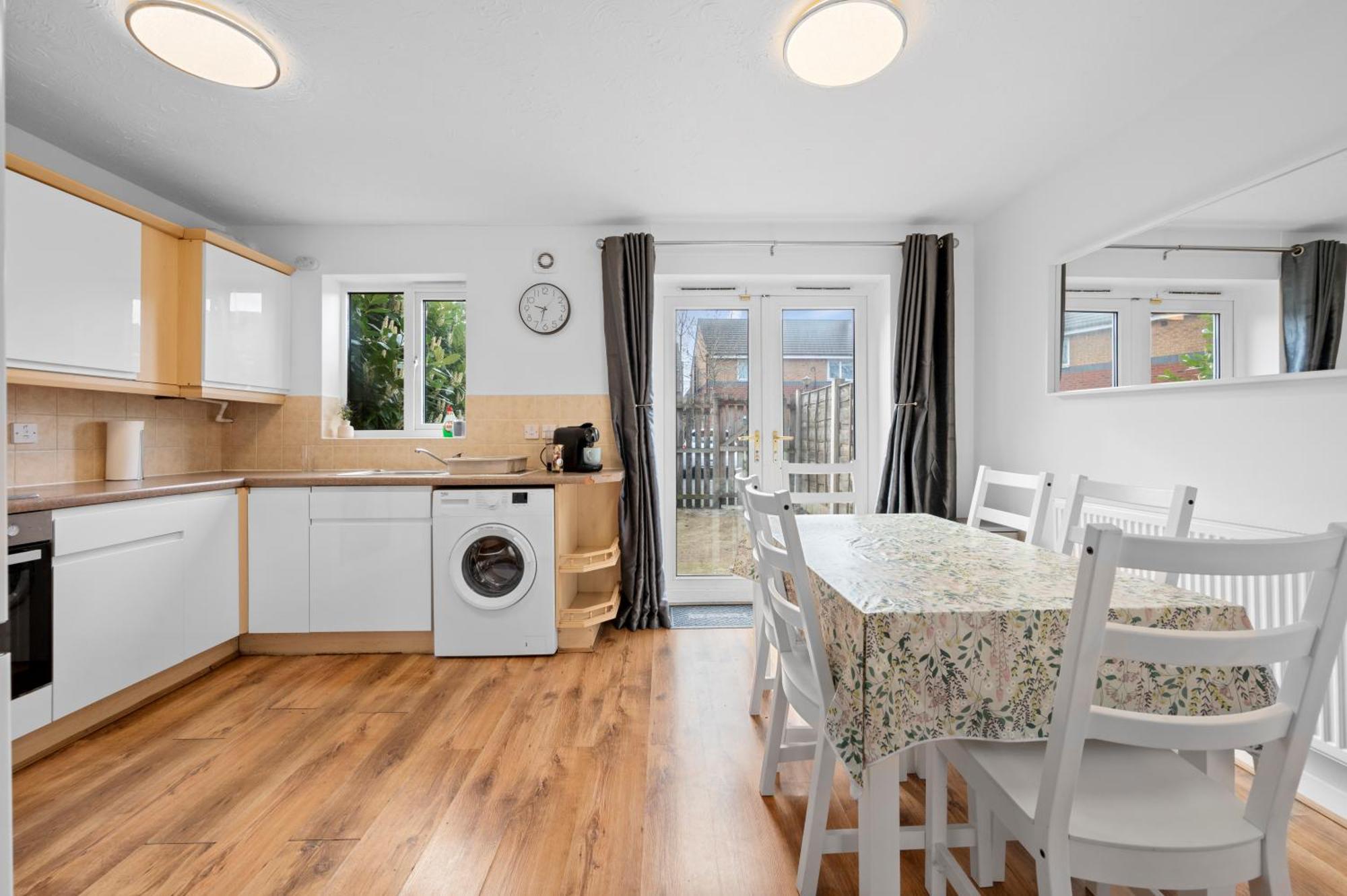 Holiday home 3bdr Gated Parking Near Centre Manchester