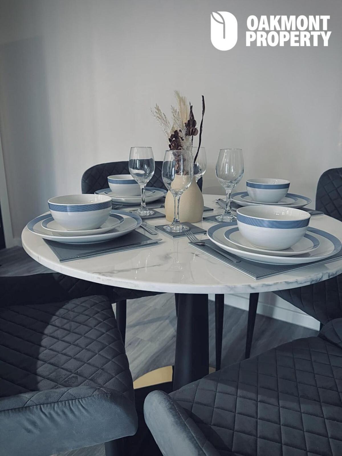 Appartement Fully Furnished 2 Bed - Hulme M15 *