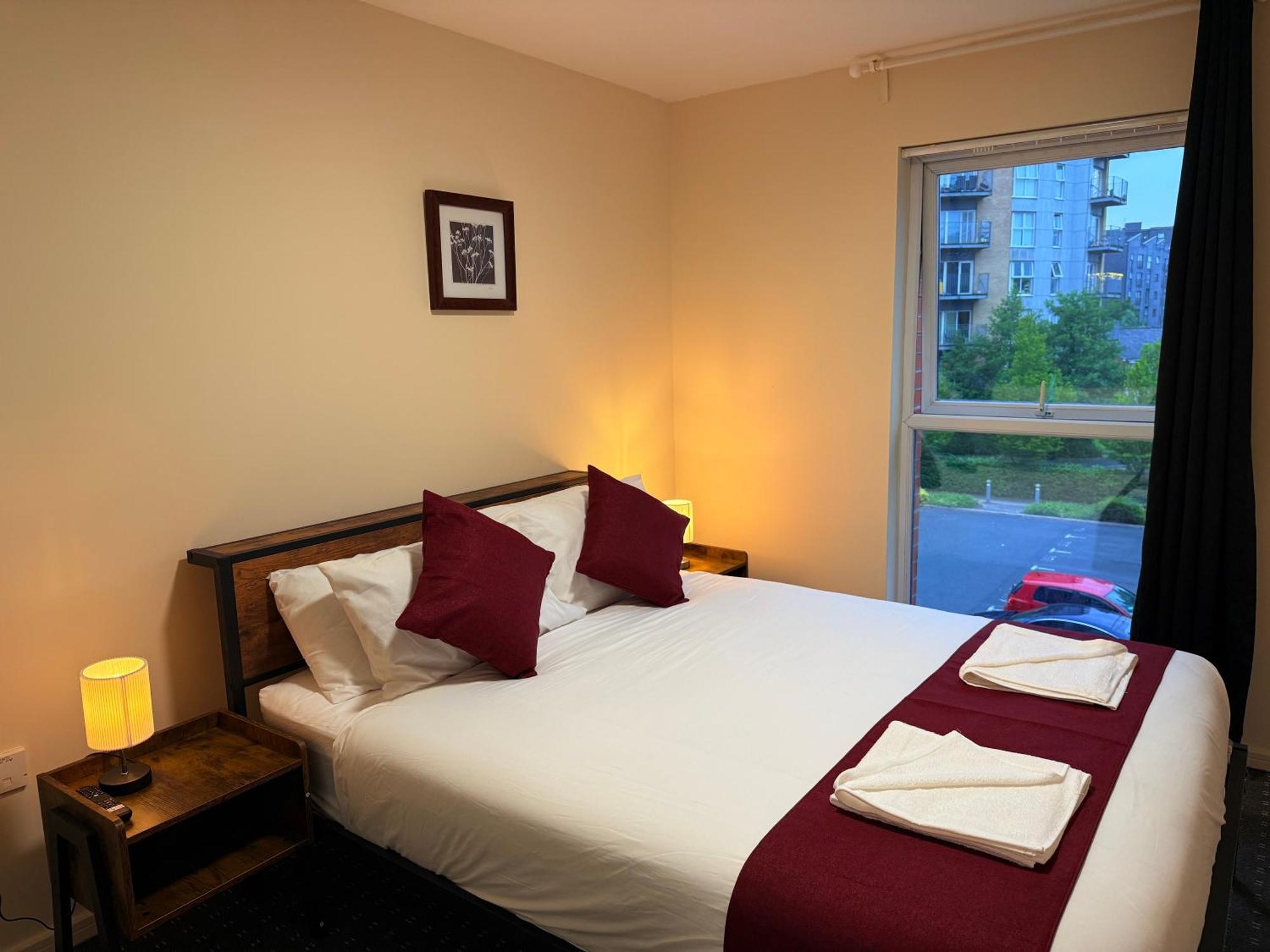 Coop View And Etihad Stadium Apartment