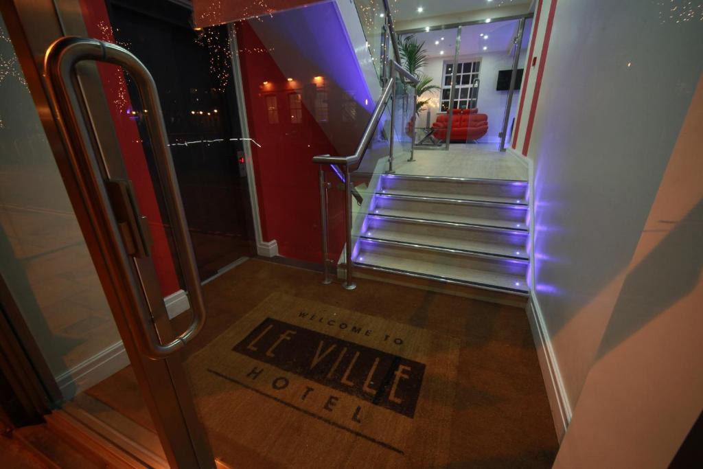 Ville Hotel Hotel