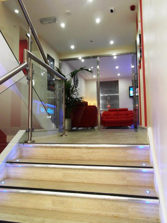 Ville Hotel