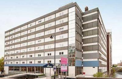 Hotel Travelodge Central 3*