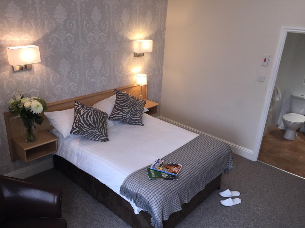 Hotel The Westlynne &