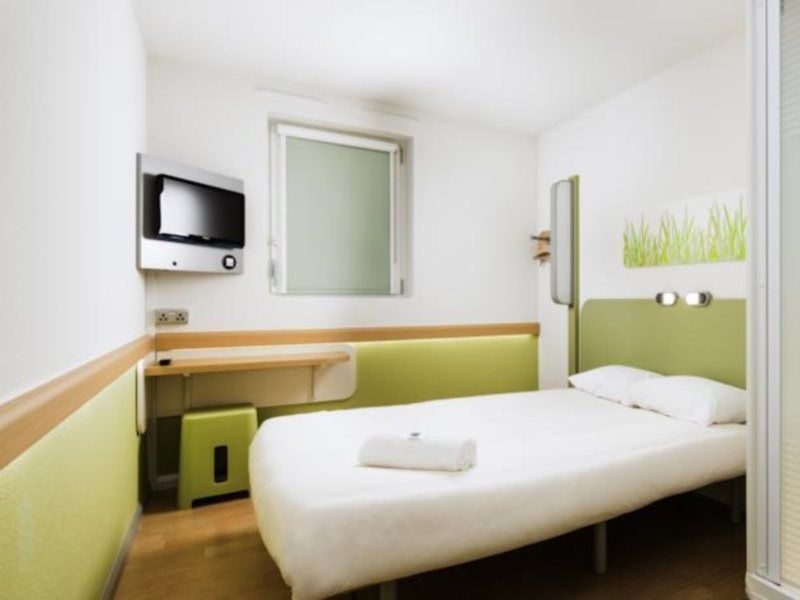 Ibis Budget Salford Quays Hotel 2*