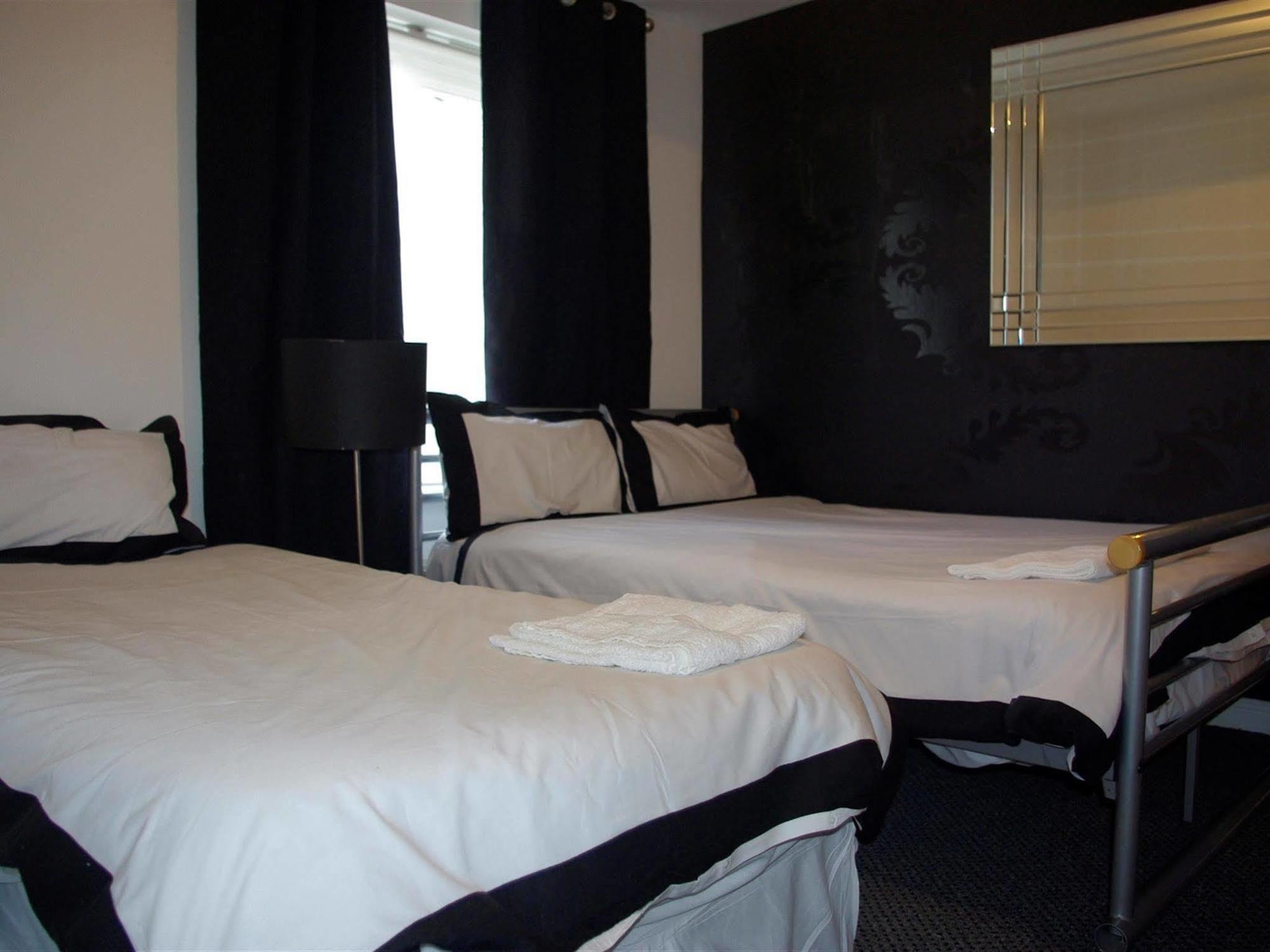 Apartment My-places Abbotsfield Court Townhouse *