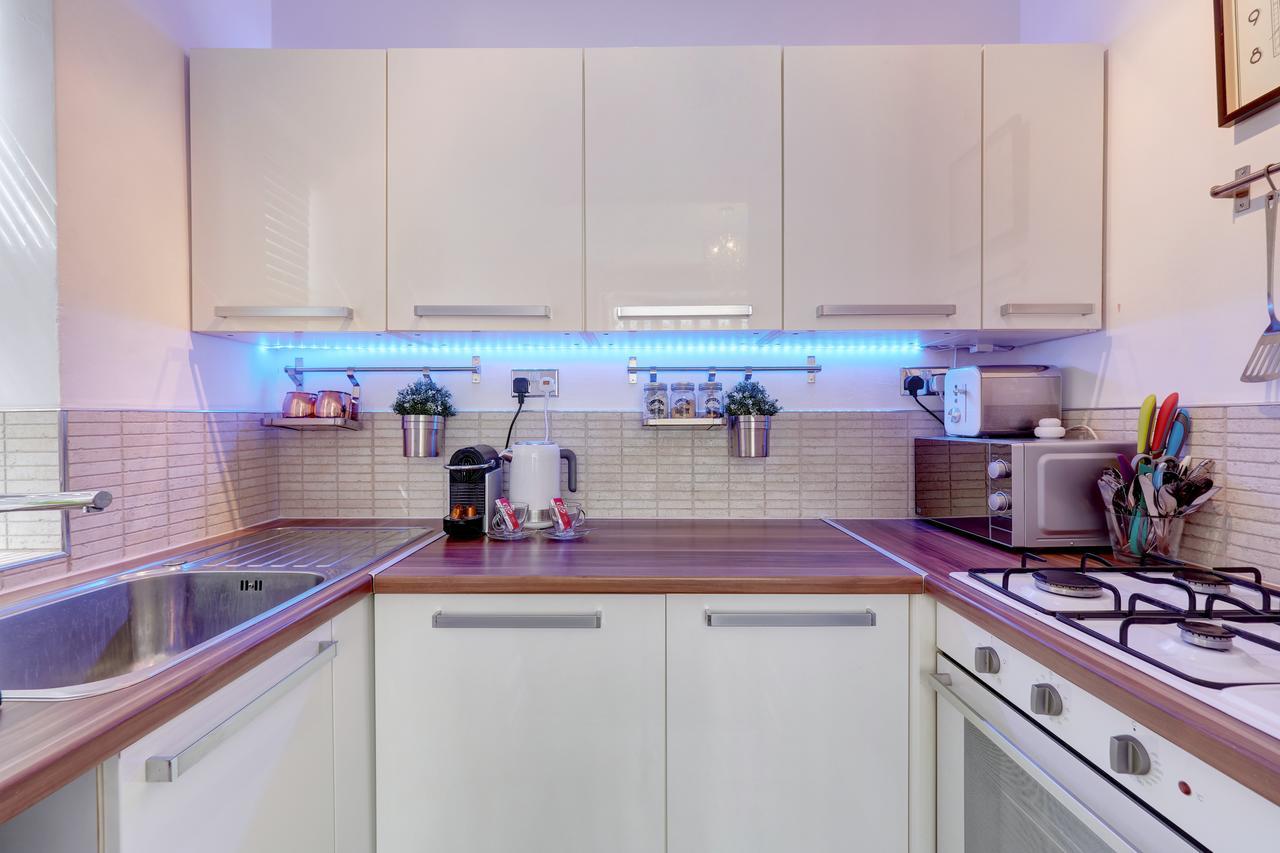 Mulberry House Apartment *