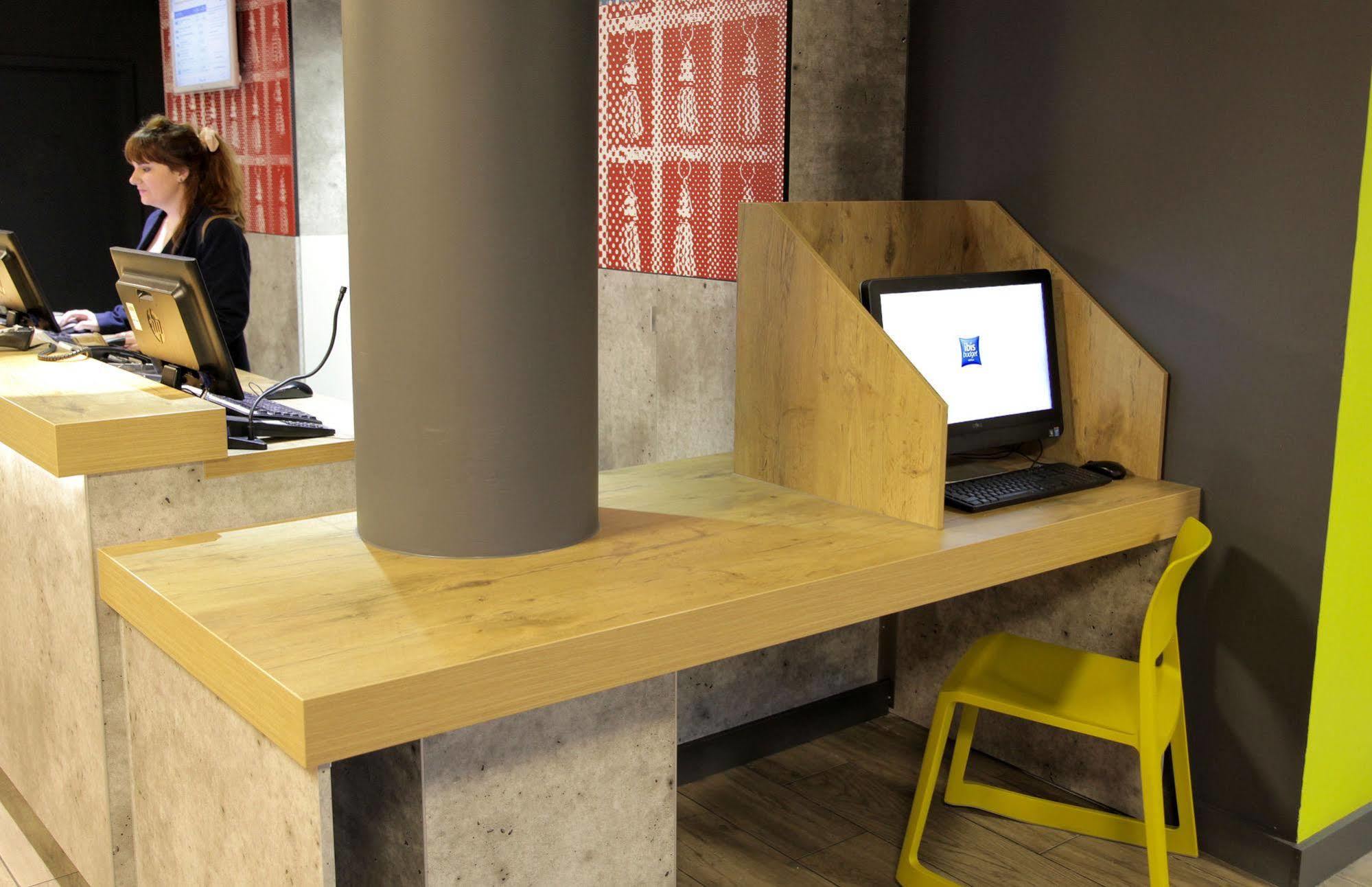 Ibis Budget Salford Quays Hotel 2*